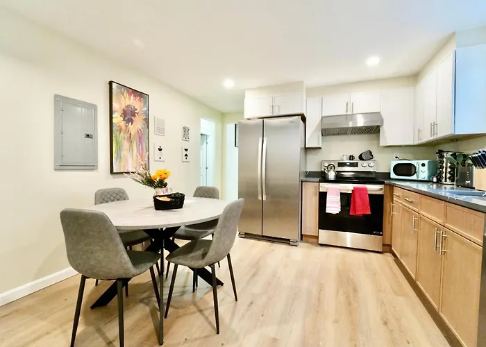 Cozy 4Bd2Ba Near Boston-Encore-T-Station And Diners